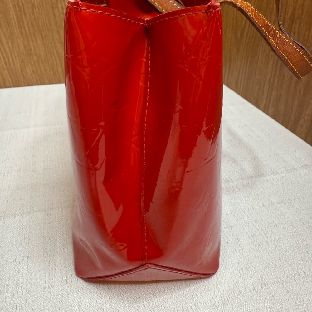 Louis Vuitton Red Vernis Tote- see callouts - Picture 3 of 8